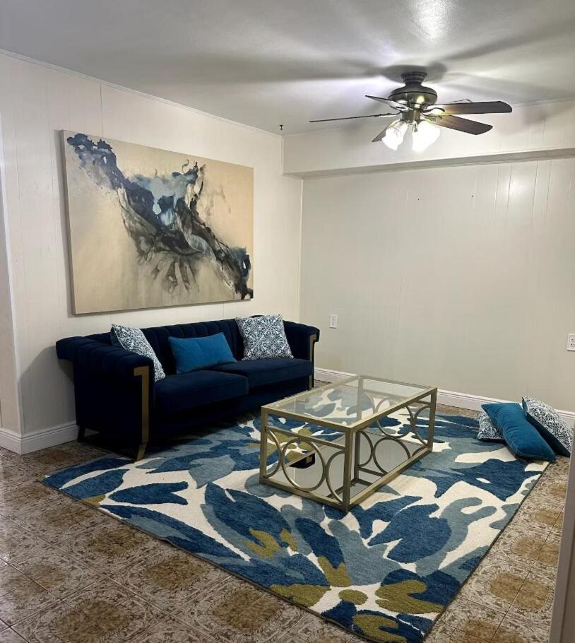 Apartment Shared For Women - Queen - Bunk 6